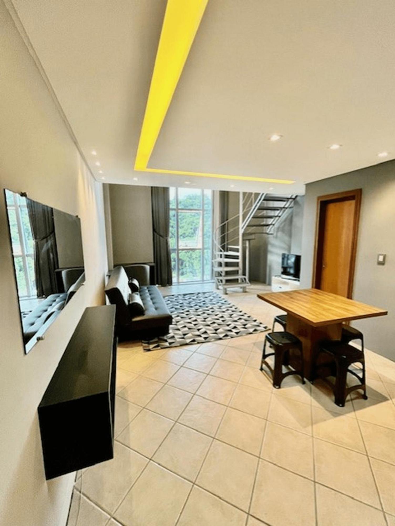 Saint Sebastian Flat 616 - Com Hidro! Ate 3 Pessoas, Duplex, No Centro Jaragua do Sul